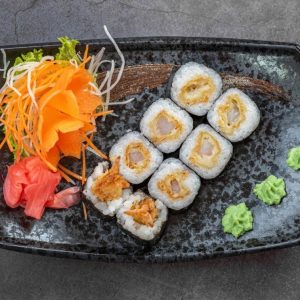 M7. Maki Tempura rák (8db)
