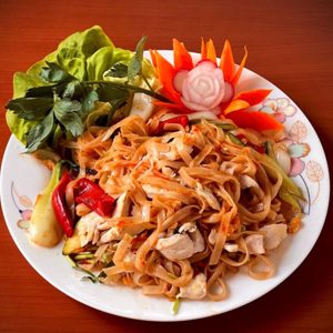 40A. Pirított tészta Zöldségek & Tofu