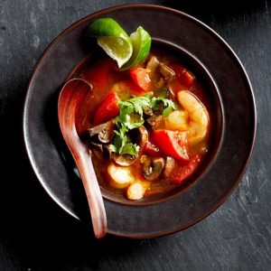 13. Tom yum (leves)